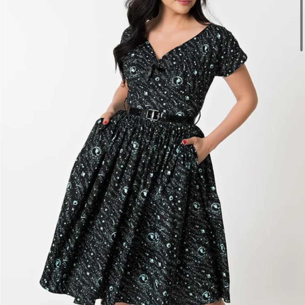 Bernie Dexter planet print dress with bow